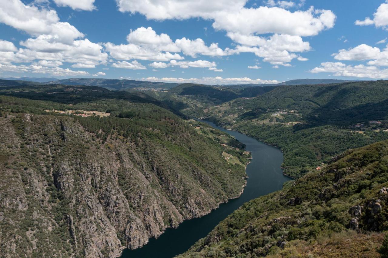 Alojamiento Turistico Caxide Parada De Sil Ribeira Sacra Bagian luar foto
